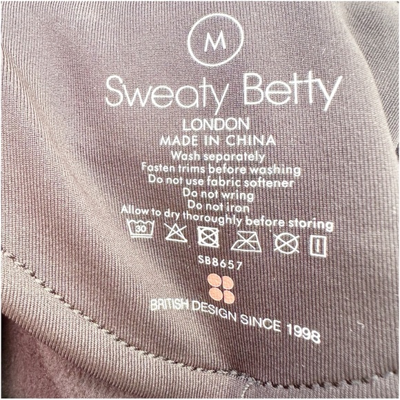 NWT Sweaty Betty Off Piste Stirrup Ski Pants in Black - Picture 3 of 6